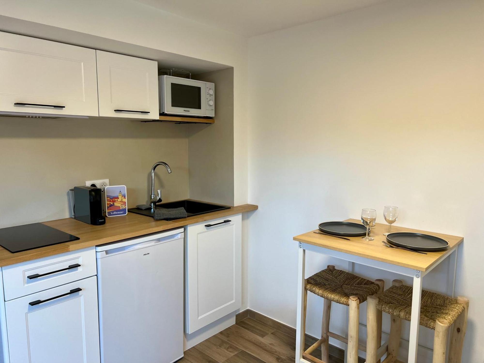 Studio With Private Car Park And Air Con Valbonne Exterior photo